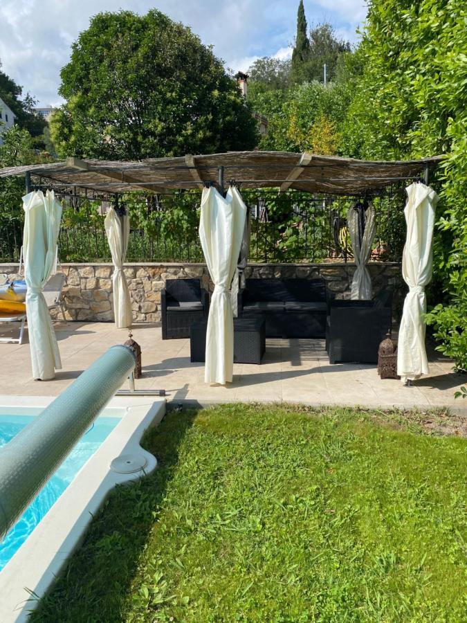 Jolie Appartement Avec Piscine La Roquette-sur-Siagne Exterior foto
